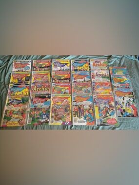 Bundle of 23 Archie Comics “Archie at Riverdale High”